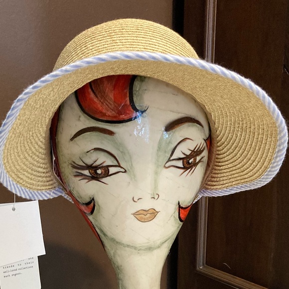 NWT, pair of UPF50 hats - Picture 2 of 14